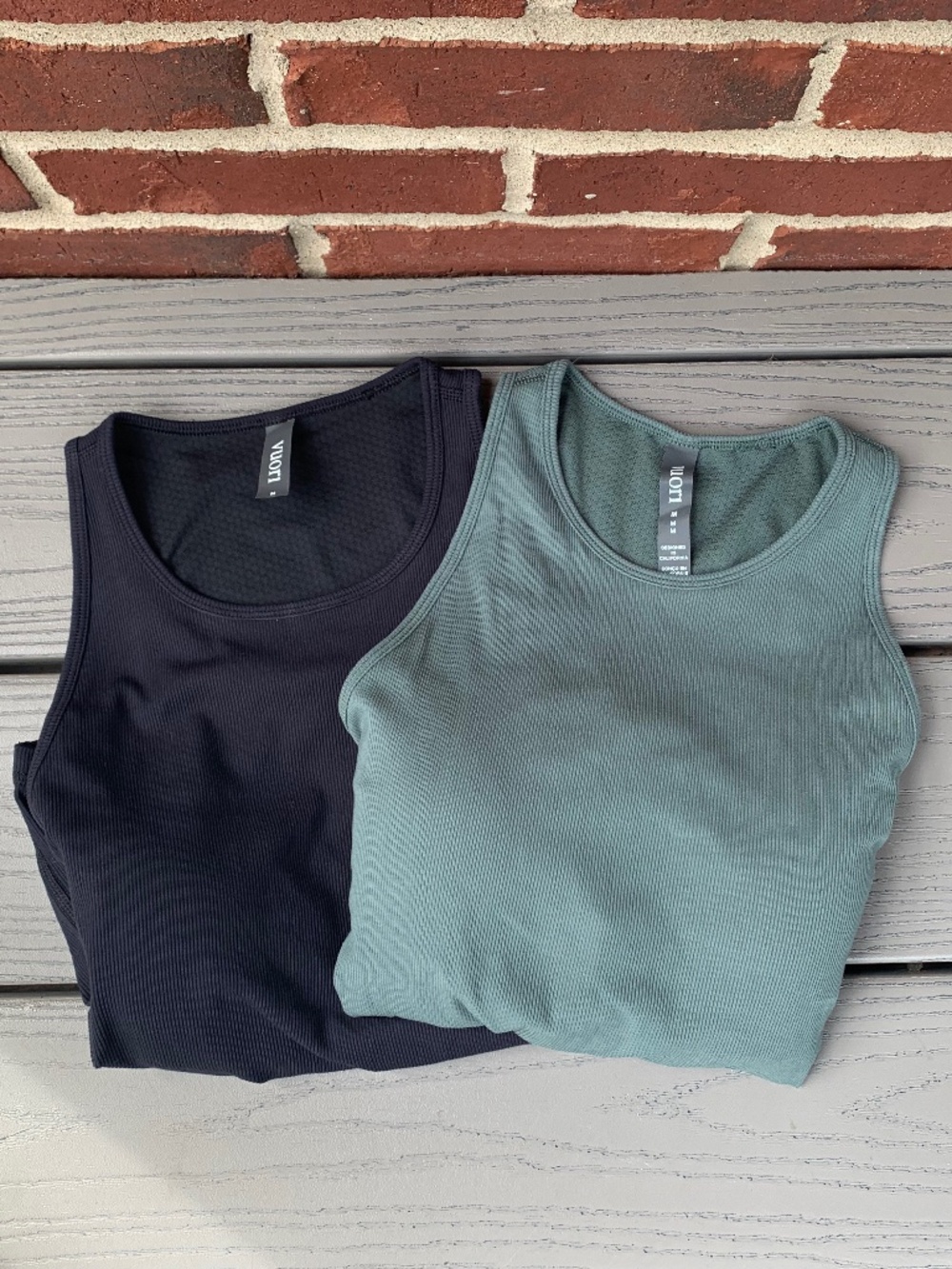 Vuori Pose Plyo Tank Set